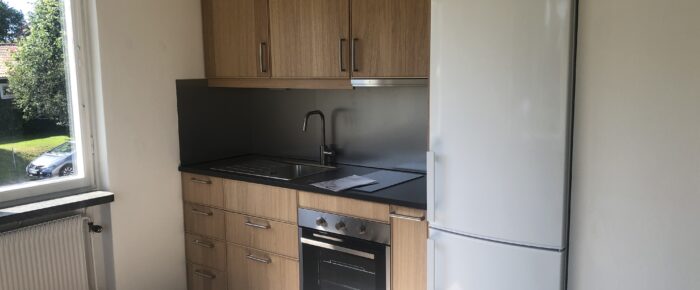 Sunne: Nyrenoverad lägenhet med Ett rum och kokvrå ledig 1/1 2022